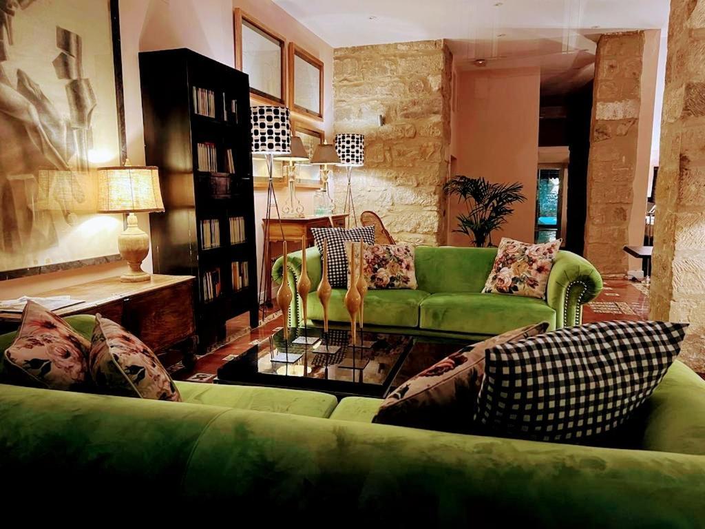 Carmen Boutique Hotel